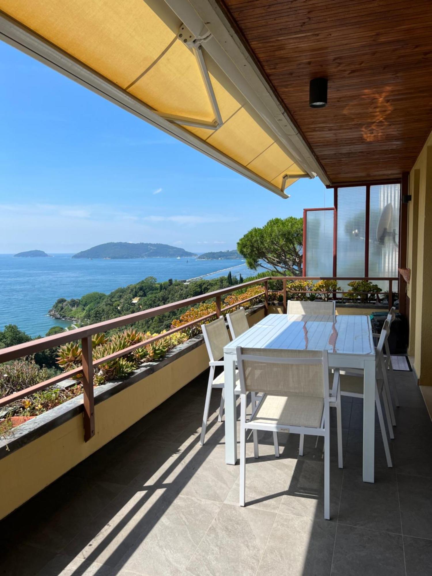 Eco Del Silenzio Apartment Lerici Bagian luar foto
